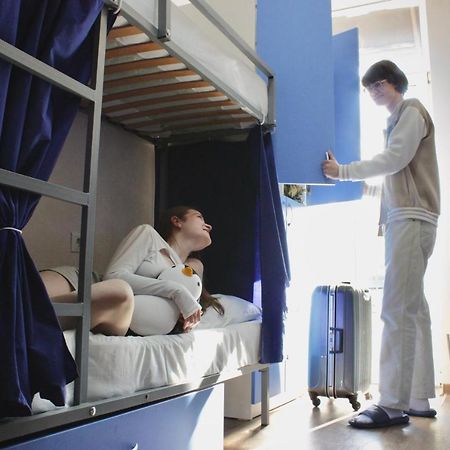 Hostel On Universytet Kiev Bagian luar foto