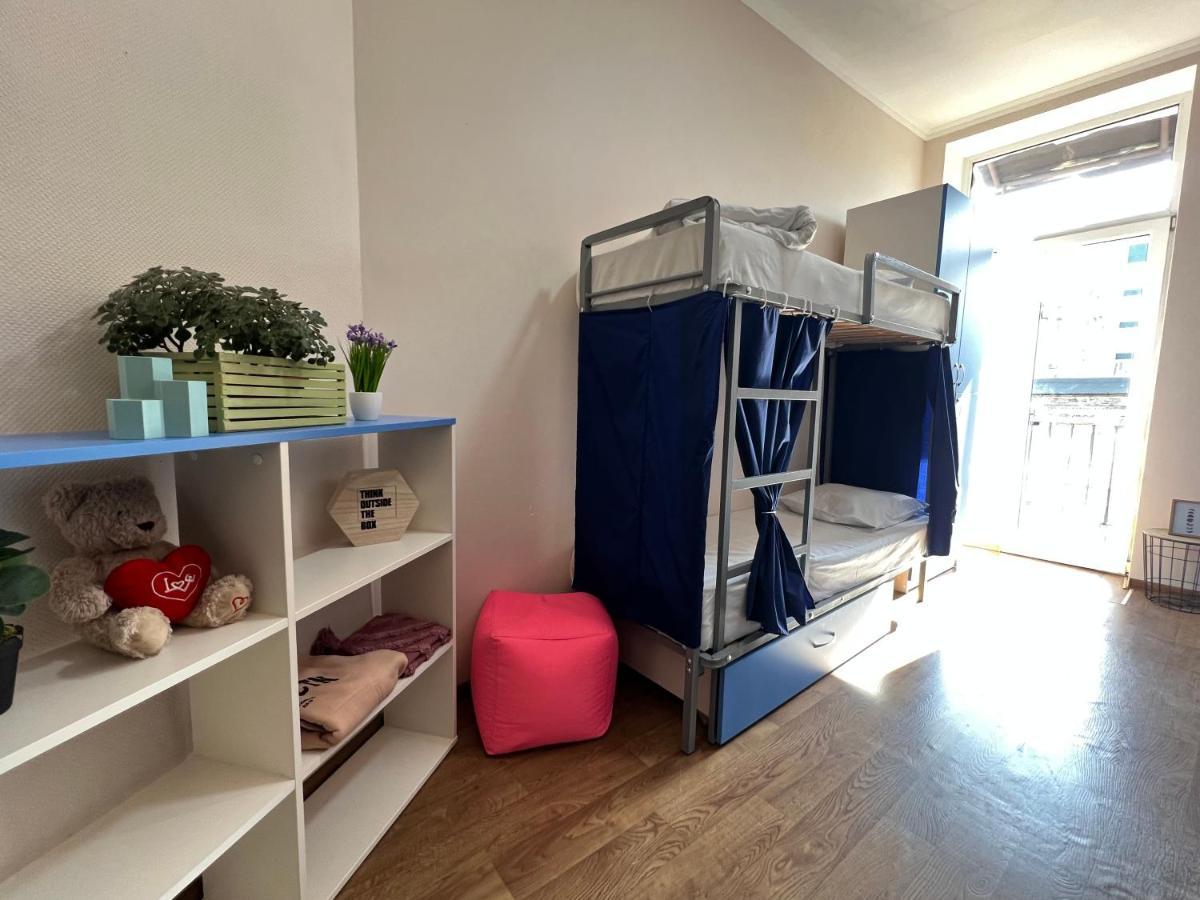 Hostel On Universytet Kiev Bagian luar foto